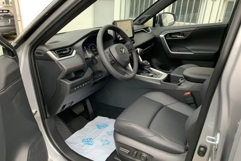 Toyota RAV4 din 2023 cu 5.000 km - oferta TOY116953 - foto 9