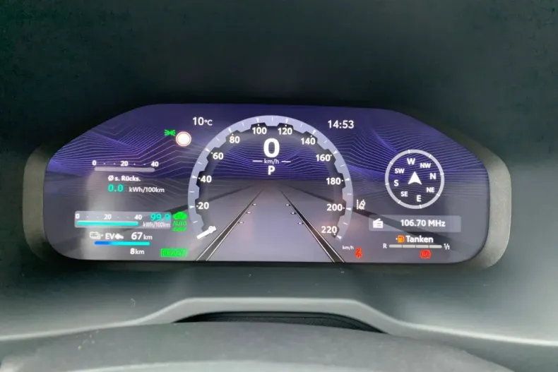 Toyota RAV4 din 2023 cu 5.000 km - oferta TOY116953 - foto 12