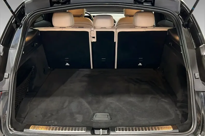 Mercedes-Benz EQC din 2022 cu 63.827 km - oferta MER116954 - foto 7