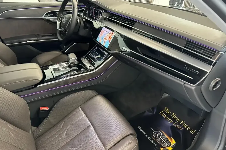 Audi A8 din 2022 cu 42.828 km - oferta AUD116957 - foto 3