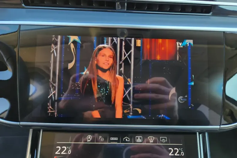 Audi A8 din 2022 cu 42.828 km - oferta AUD116957 - foto 23