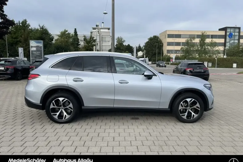 Mercedes-Benz GLC 300 din 2023 cu 29.481 km - oferta MER116974 - foto 6