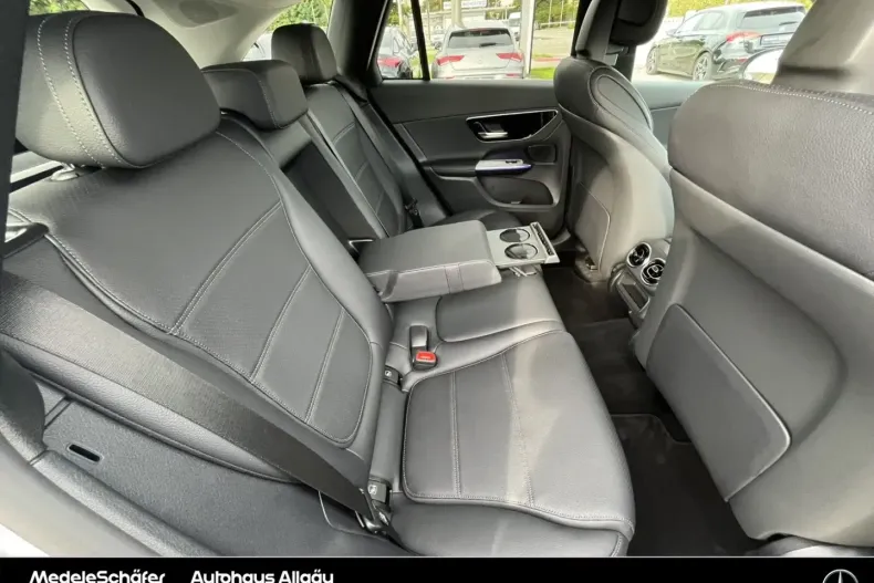 Mercedes-Benz GLC 300 din 2023 cu 29.481 km - oferta MER116974 - foto 13