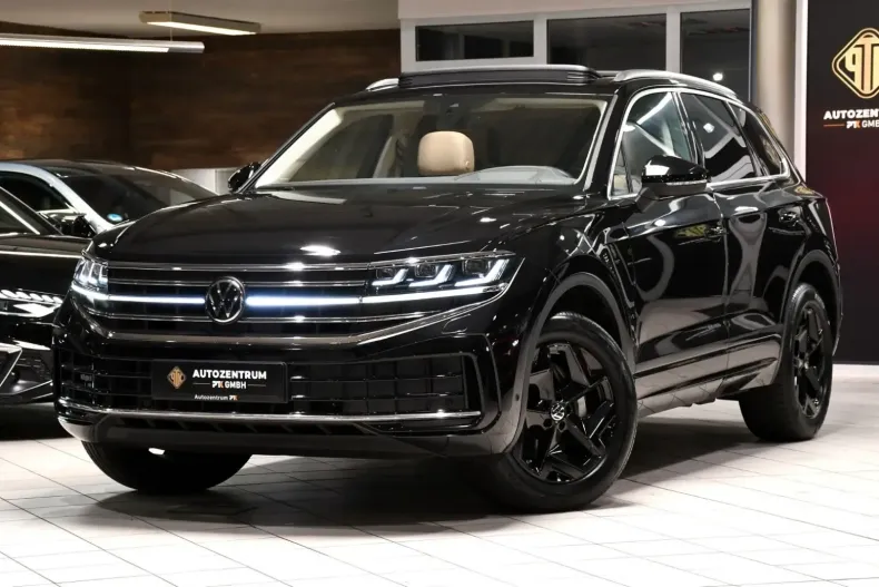 Volkswagen Touareg din 2024 cu 42.000 km - oferta VOL116977 - foto 1