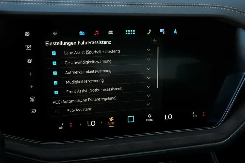 Volkswagen Touareg din 2024 cu 42.000 km - oferta VOL116977 - foto 25