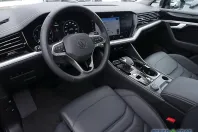 Volkswagen Touareg din 2024 cu 24.903 km - oferta VOL116985 - foto 12