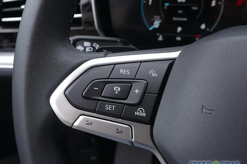 Volkswagen Touareg din 2024 cu 24.903 km - oferta VOL116985 - foto 15