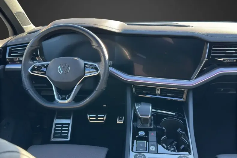 Volkswagen Touareg din 2021 cu 63.510 km - oferta VOL116991 - foto 10