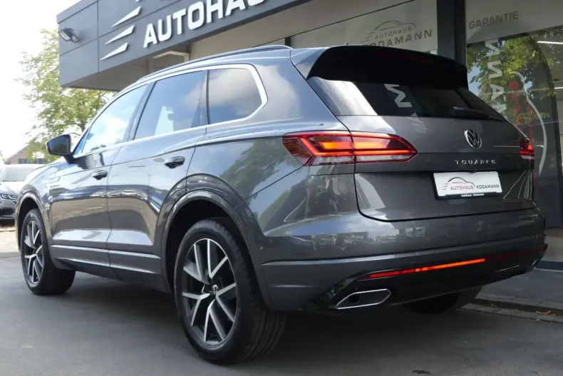 Volkswagen Touareg din 2021 cu 69.455 km - oferta VOL116993 - foto 8
