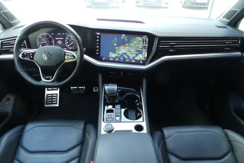 Volkswagen Touareg din 2021 cu 69.455 km - oferta VOL116993 - foto 17