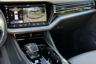 Volkswagen Touareg din 2022 cu 92.000 km - oferta VOL116994 - foto 9