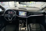 Volkswagen Touareg din 2022 cu 92.852 km - oferta VOL116998 - foto 13