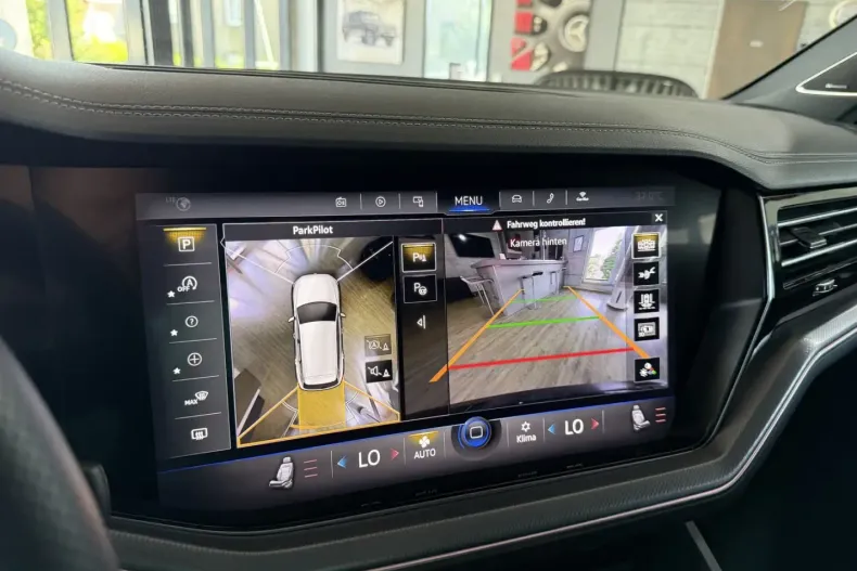 Volkswagen Touareg din 2022 cu 92.852 km - oferta VOL116998 - foto 22