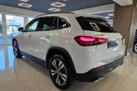 Mercedes-Benz GLA 250 din 2024 cu 8.100 km - oferta MER117000 - foto 12