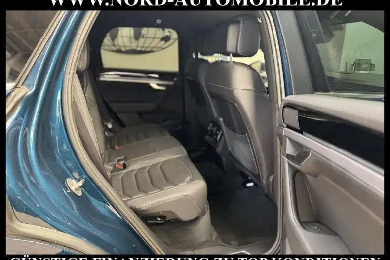 Volkswagen Touareg din 2021 cu 68.800 km - oferta VOL117001 - foto 13
