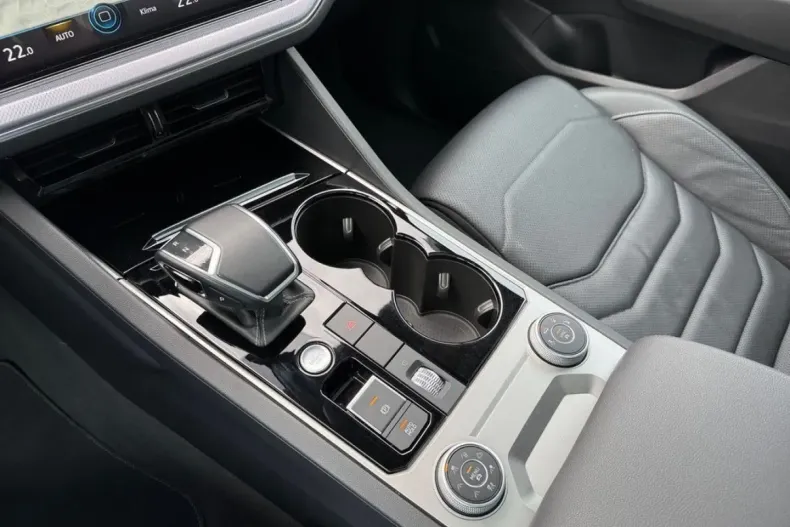 Volkswagen Touareg din 2020 cu 99.988 km - oferta VOL117002 - foto 11