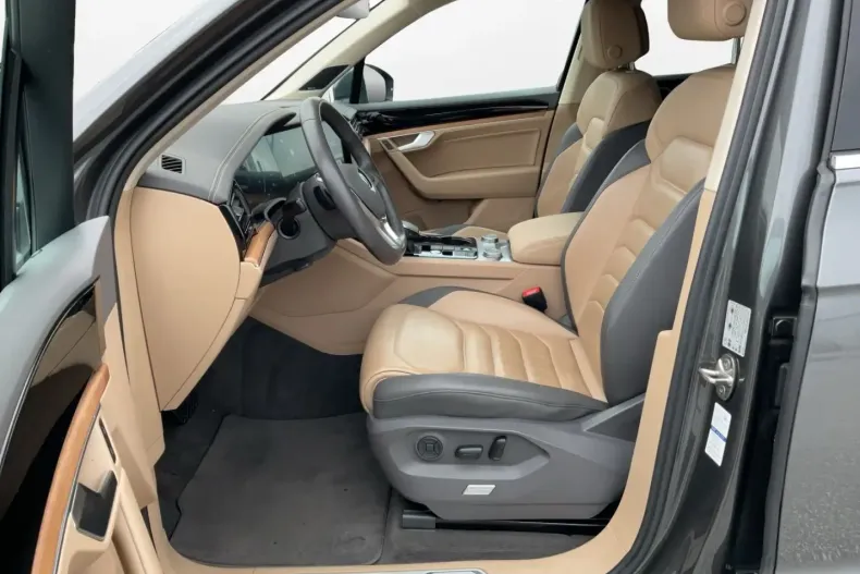 Volkswagen Touareg din 2020 cu 97.866 km - oferta VOL117003 - foto 8