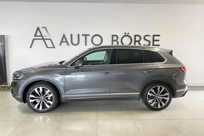 Volkswagen Touareg din 2022 cu 99.990 km - oferta VOL117004 - foto 2