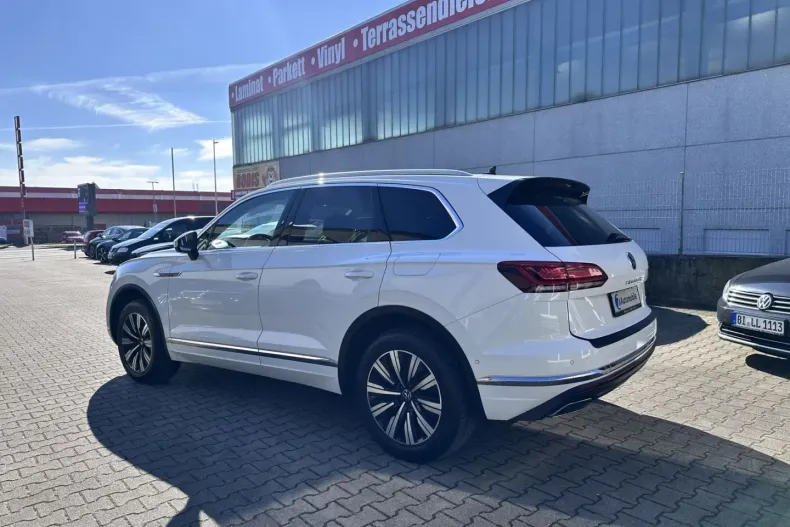 Volkswagen Touareg din 2021 cu 98.600 km - oferta VOL117005 - foto 6