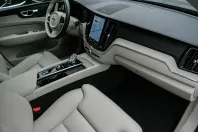 Volvo XC60 din 2022 cu 80.111 km - oferta VOL117012 - foto 12
