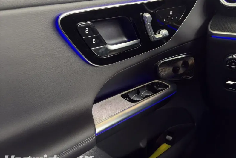 Mercedes-Benz GLC 300 din 2024 cu 3.170 km - oferta MER117014 - foto 9