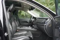 Volvo XC90 din 2020 cu 90.010 km - oferta VOL117016 - foto 14