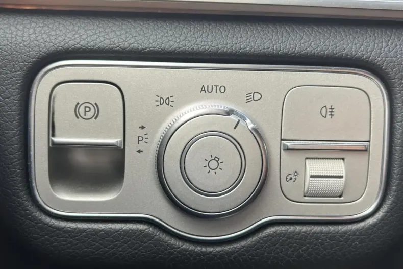 Mercedes-Benz GLE 350 din 2021 cu 78.437 km - oferta MER117017 - foto 27