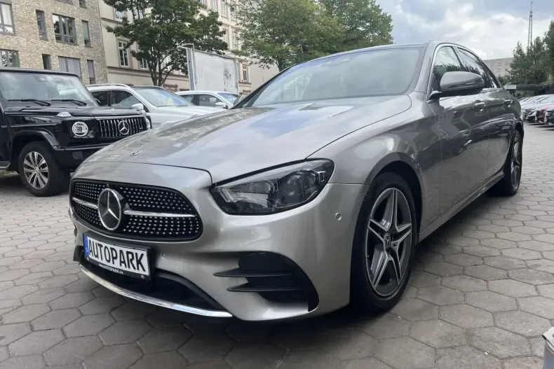 Mercedes-Benz E 300 din 2021 cu 72.000 km - oferta MER117022 - foto 2