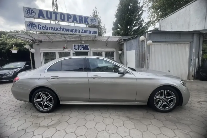 Mercedes-Benz E 300 din 2021 cu 72.000 km - oferta MER117022 - foto 5