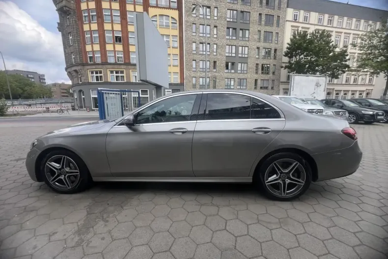 Mercedes-Benz E 300 din 2021 cu 72.000 km - oferta MER117022 - foto 6