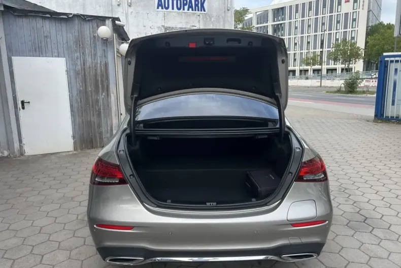 Mercedes-Benz E 300 din 2021 cu 72.000 km - oferta MER117022 - foto 15