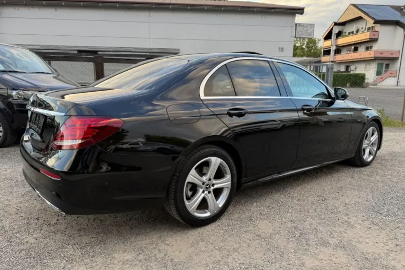 Mercedes-Benz E 300 din 2020 cu 69.000 km - oferta MER117024 - foto 8