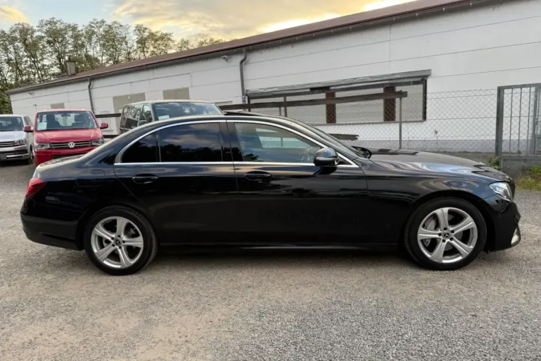 Mercedes-Benz E 300 din 2020 cu 69.000 km - oferta MER117024 - foto 9