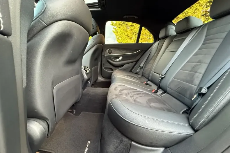 Mercedes-Benz E 300 din 2020 cu 69.000 km - oferta MER117024 - foto 25