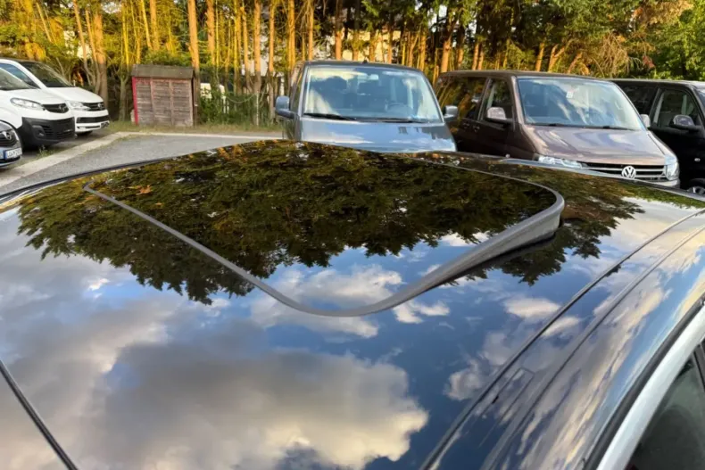 Mercedes-Benz E 300 din 2020 cu 69.000 km - oferta MER117024 - foto 35