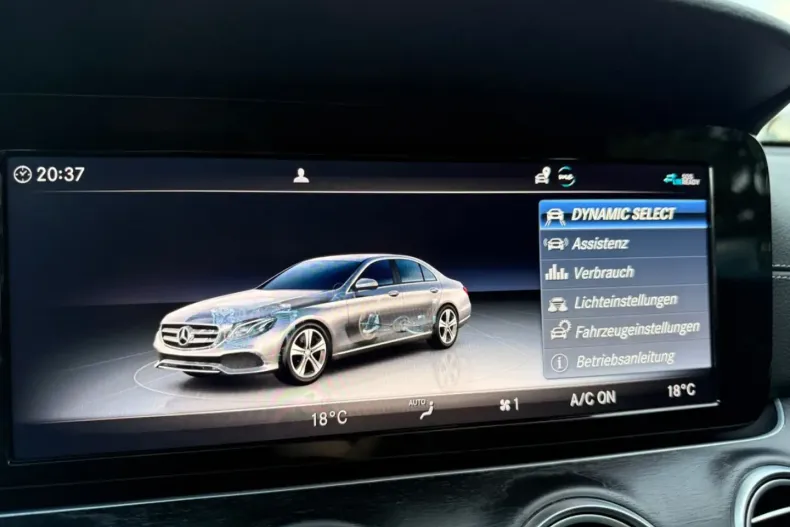 Mercedes-Benz E 300 din 2020 cu 69.000 km - oferta MER117024 - foto 44