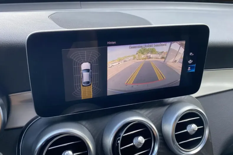 Mercedes-Benz GLC 300 din 2022 cu 96.411 km - oferta MER117025 - foto 19