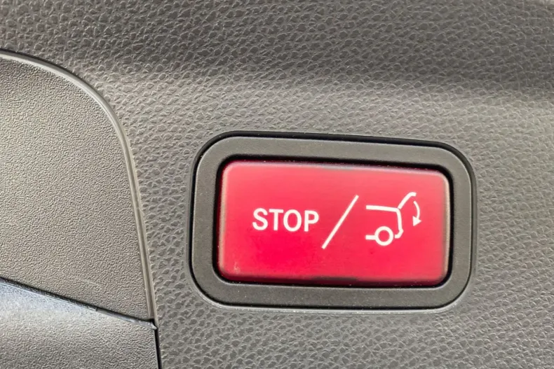 Mercedes-Benz GLC 300 din 2022 cu 96.411 km - oferta MER117025 - foto 23