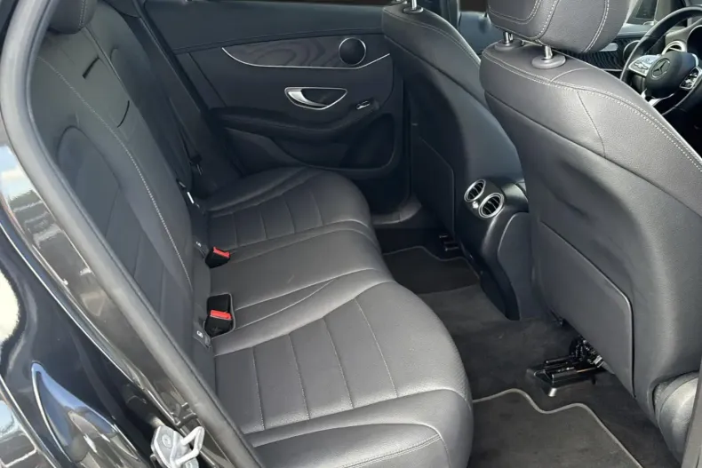 Mercedes-Benz GLC 300 din 2021 cu 67.652 km - oferta MER117026 - foto 17