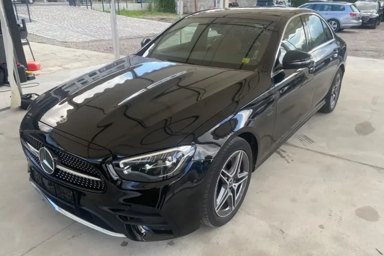 Mercedes-Benz E 300 din 2021 cu 76.980 km - oferta MER117028 - foto 2
