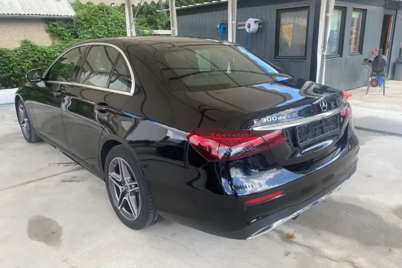 Mercedes-Benz E 300 din 2021 cu 76.980 km - oferta MER117028 - foto 6