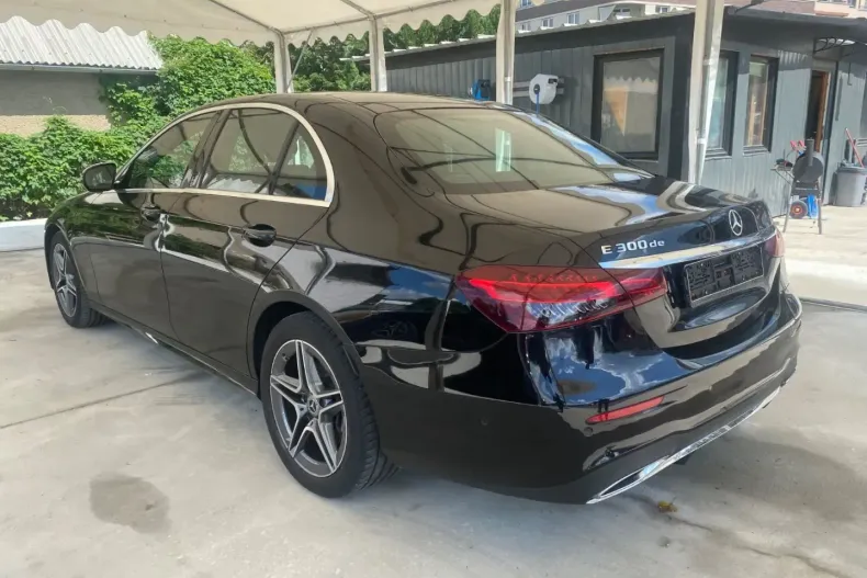 Mercedes-Benz E 300 din 2021 cu 76.980 km - oferta MER117028 - foto 7