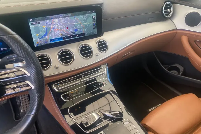 Mercedes-Benz E 300 din 2021 cu 76.980 km - oferta MER117028 - foto 13