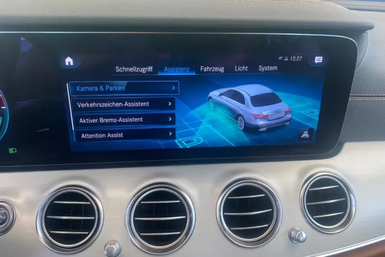 Mercedes-Benz E 300 din 2021 cu 76.980 km - oferta MER117028 - foto 23