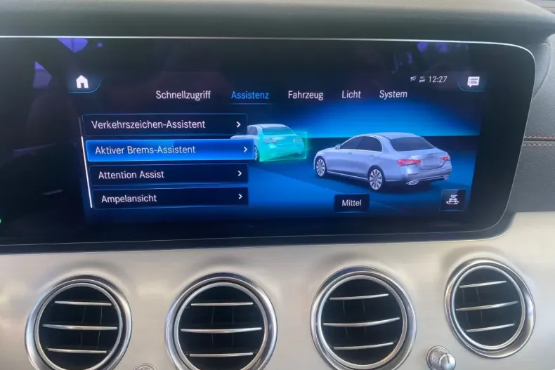 Mercedes-Benz E 300 din 2021 cu 76.980 km - oferta MER117028 - foto 24