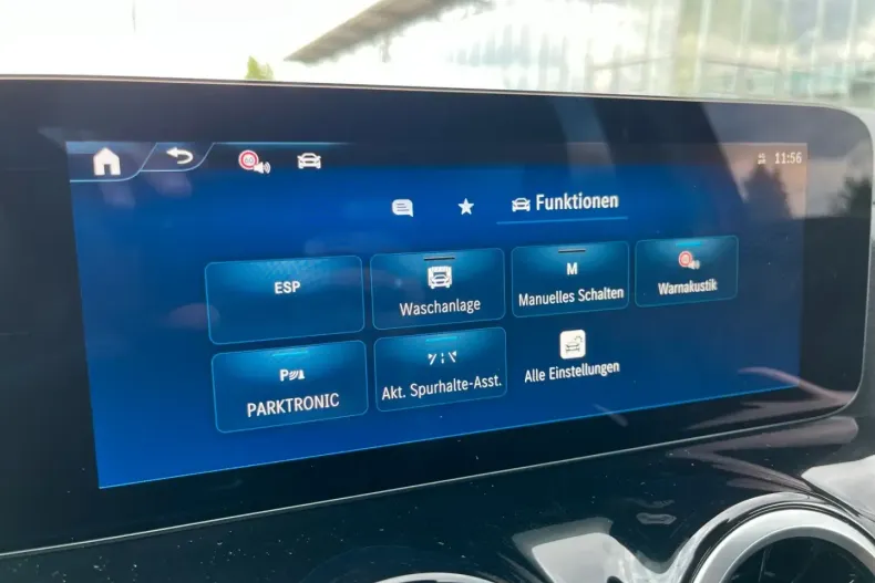 Mercedes-Benz GLA 180 din 2024 cu 5.315 km - oferta MER117029 - foto 24