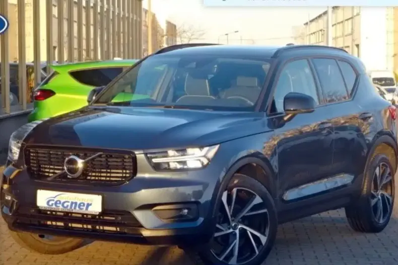 Volvo XC40 din 2022 cu 29.434 km - oferta VOL117033 - foto 1
