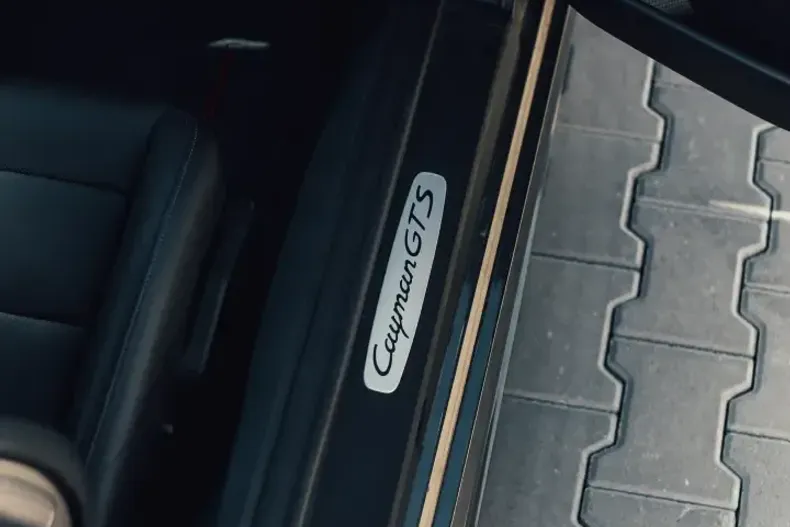 Porsche Cayman din 2021 cu 6.630 km - oferta POR117038 - foto 17