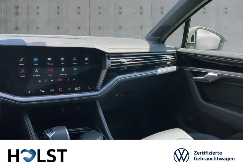 Volkswagen Touareg din 2024 cu 16.523 km - oferta VOL117052 - foto 13