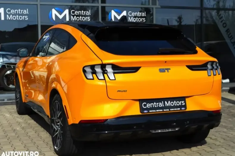 Ford Mustang Mach-E din 2022 cu 8.000 km - oferta FOR117054 - foto 4